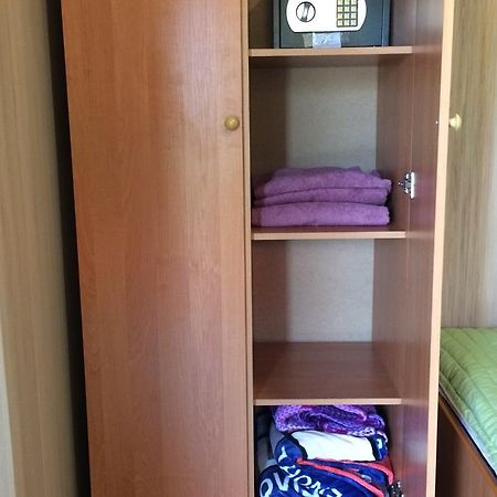 Дом Семейного Отдыха Karolino-Buhaz Extérieur photo