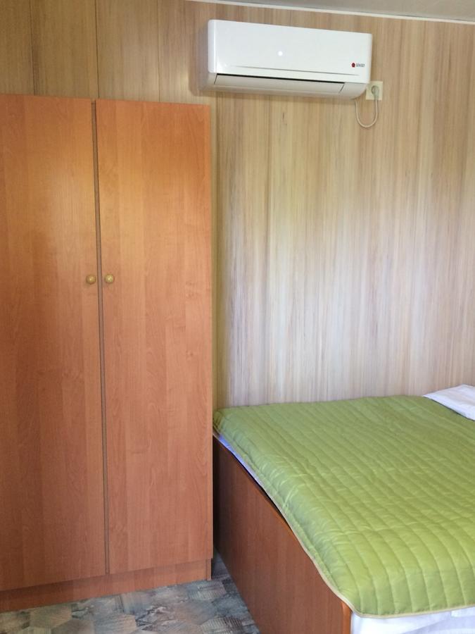 Дом Семейного Отдыха Karolino-Buhaz Extérieur photo